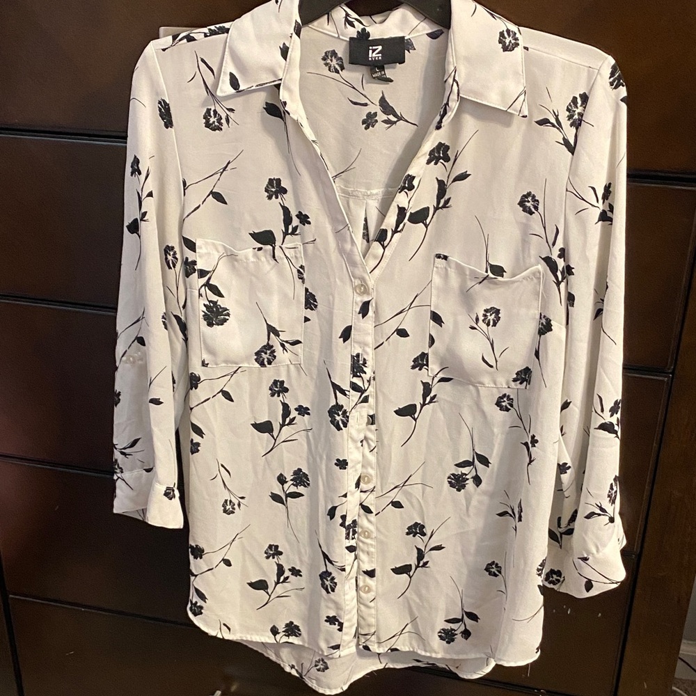 Iz Byer Black Floral Button-Front Blouse on Ivory